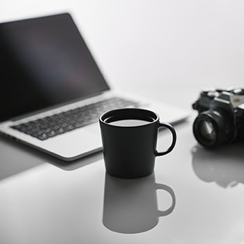 临沂苍南县捉三撕逼大战 原配带队酒店掀翻床戏场面超炸！